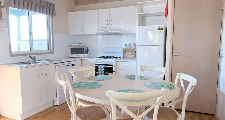 Villa, Plaj Kenarı