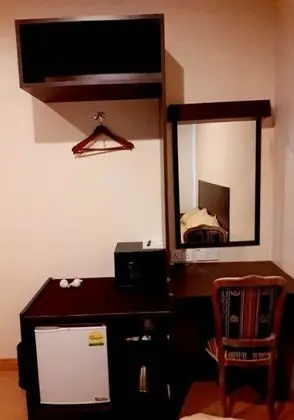Basic Tek Büyük Yataklı Oda, Sigara İçilmez, Kısmi Deniz Manzaralı