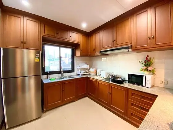 3 Bedrooms Apartment