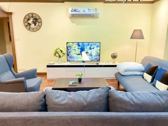 3 Bedrooms Apartment