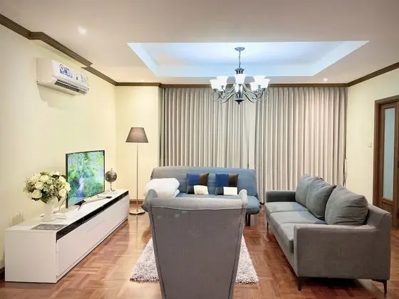 3 Bedrooms Apartment