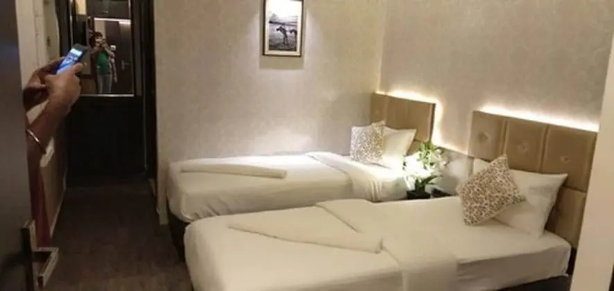 Deluxe İki Ayrı Yataklı Oda