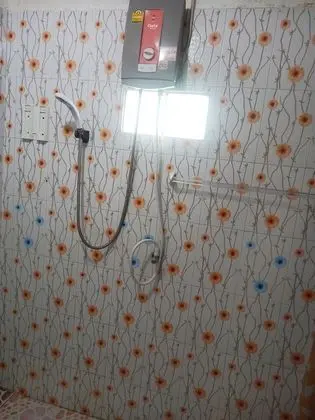 Basic Tek Büyük veya İki Ayrı Yataklı Oda