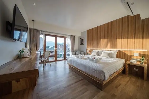 Deluxe Double Room with Balcony
