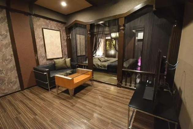 Deluxe Tek Büyük Yataklı Oda, Sigara İçilebilir