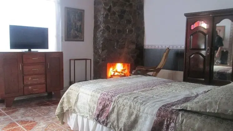 Senior Tek Büyük Yataklı Oda, Engellilere Uygun, Şömine