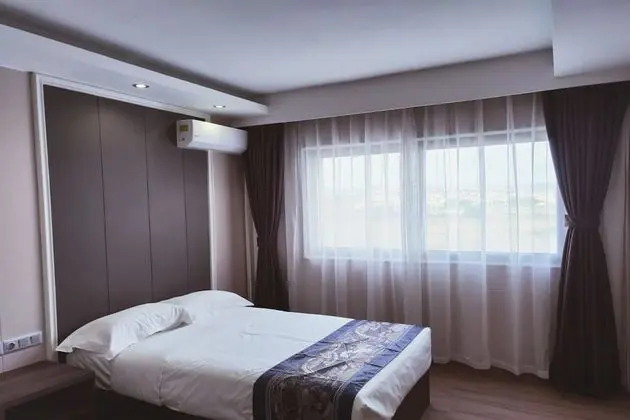 Oda, 1 Çift Kişilik Yatak