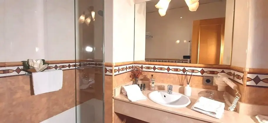 Comfort Tek Kişilik Oda