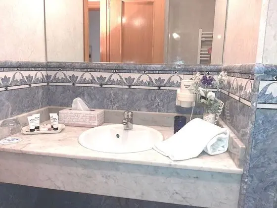 Economy Büyük Yataklı Tek Kişilik Oda