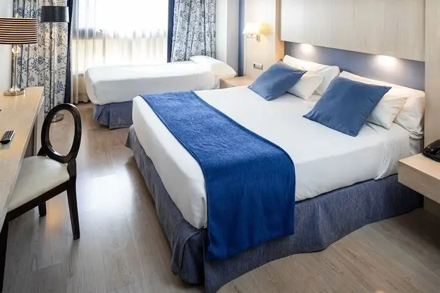 Üç Kişilik Oda (2 Adults + 1 child)