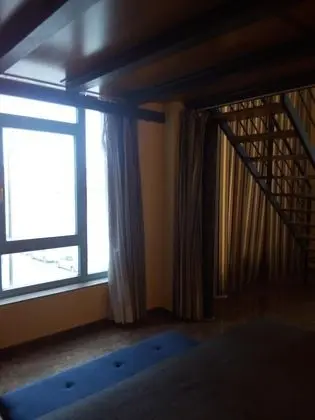 Tek Büyük Yataklı Oda (1 o 2 camas individuales)