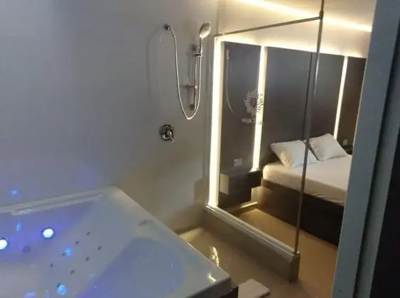 Premier Tek Büyük Yataklı Oda