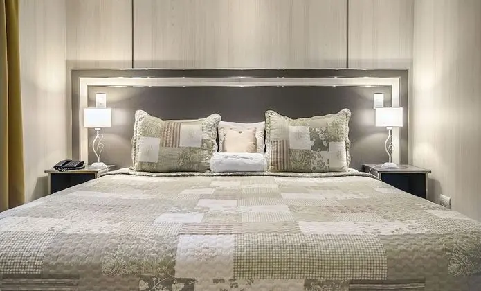 Superior Tek Büyük Yataklı Oda