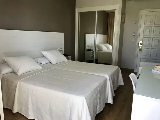 Çift ​​kişilik Standard