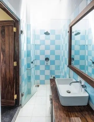 2 Bedrooms Villa