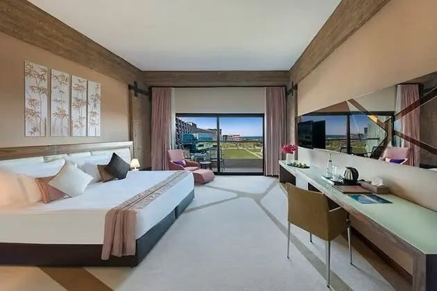 Ana Bina Deluxe 1 Standard Oda - Bahçe Manzaralı