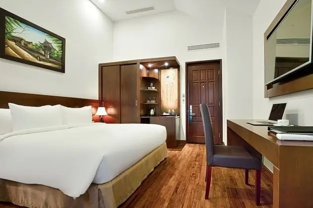 Deluxe Tek Büyük Yataklı Oda
