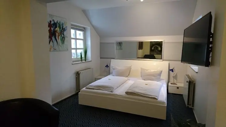 Comfort Tek Büyük Yataklı Oda