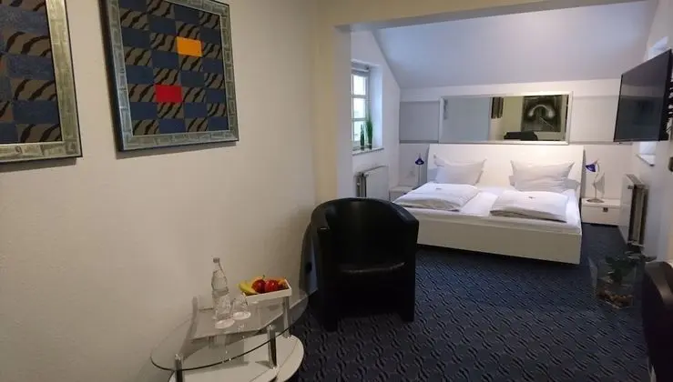 Comfort Tek Büyük Yataklı Oda