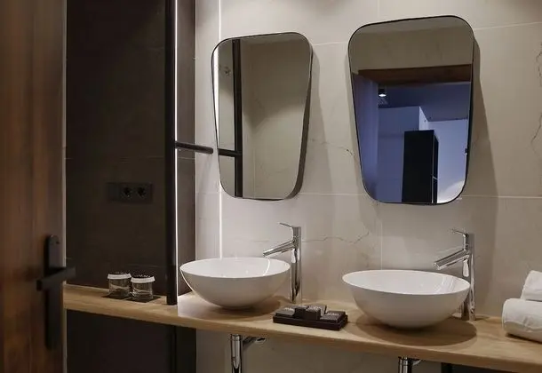 Superior Tek Büyük Yataklı Oda