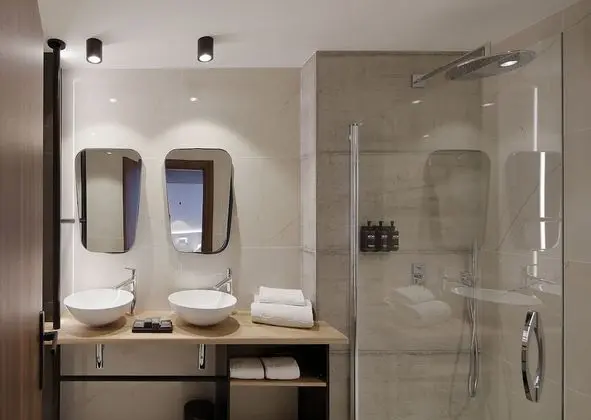 Superior Tek Büyük Yataklı Oda