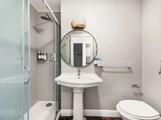 Deluxe Stüdyo Süit