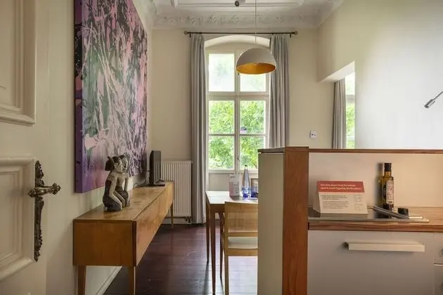 Süit, Balkon