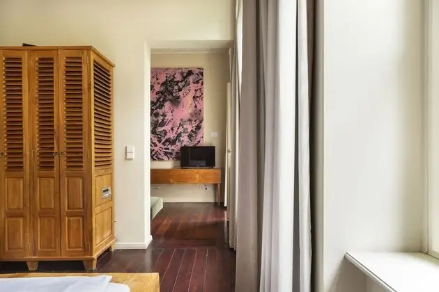 Süit, Balkon