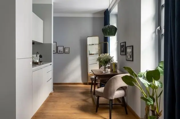 Süit, Balkon