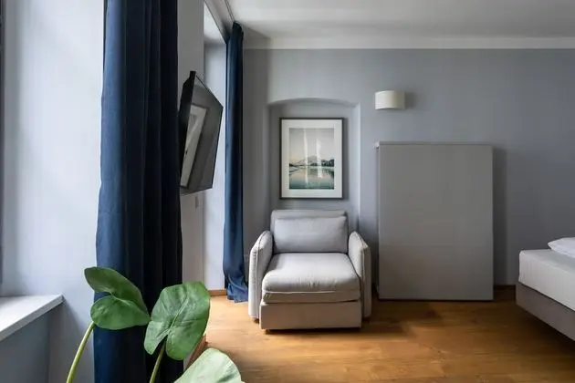 Süit, Balkon
