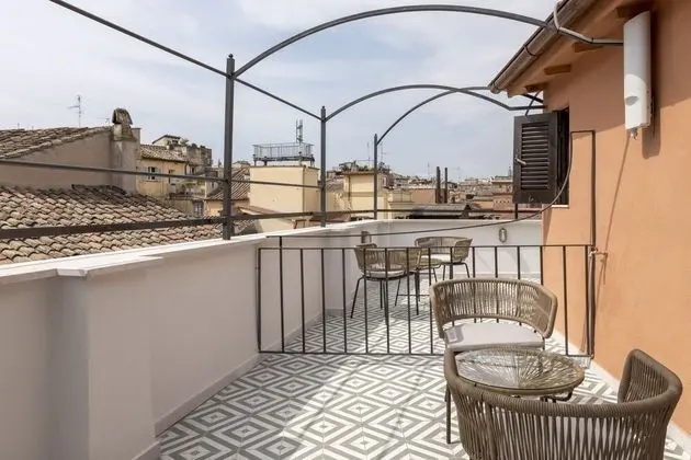 Deluxe Tek Büyük Yataklı Oda, Teras