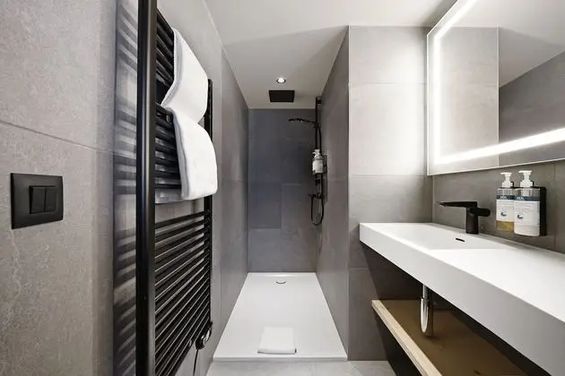 Tek Kişilik Oda (The Nest)