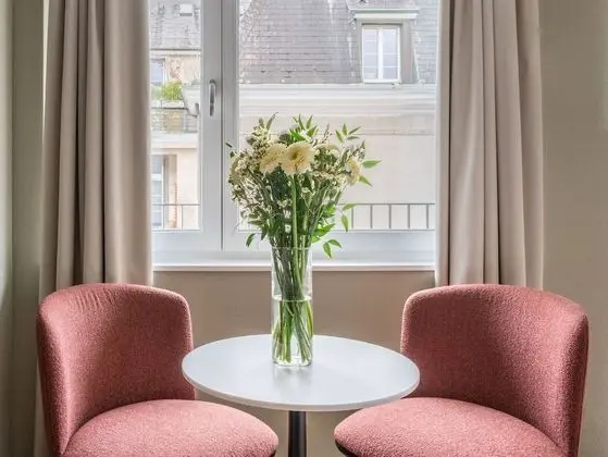 Stüdyo Süit, Balkon