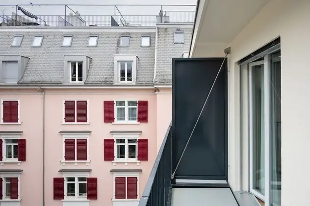 Stüdyo Süit, Balkon