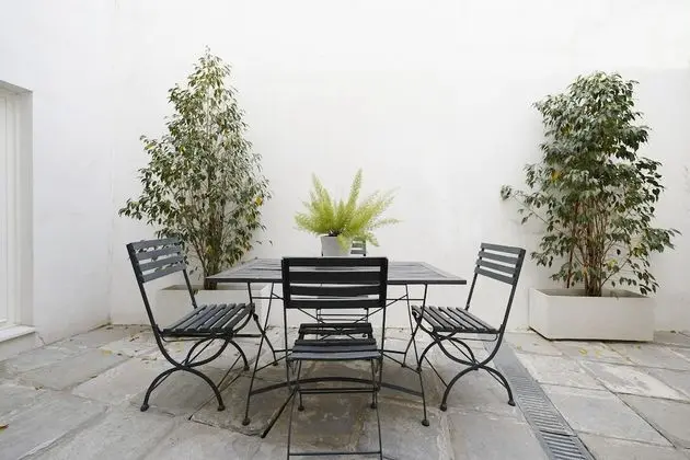 Apartment, Balcony