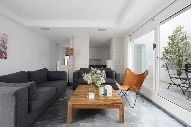 Apartment, Balcony