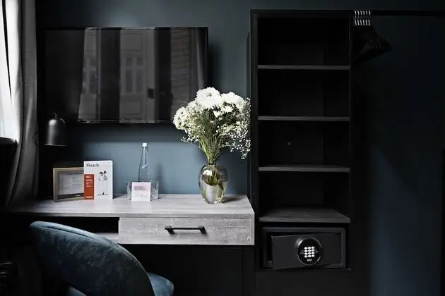 Deluxe Tek Büyük Yataklı Oda