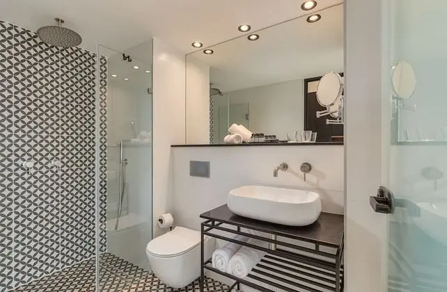 Superior Tek Büyük Yataklı Oda, Balkon