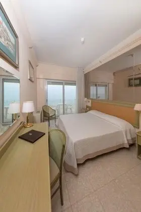 Standard Tek Büyük veya İki Ayrı Yataklı Oda, Balkon, Deniz Manzaralı