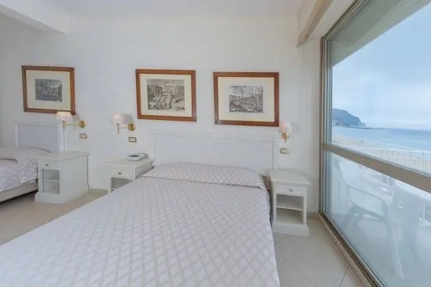 Standard Üç Kişilik Oda, Balkon, Deniz Manzaralı