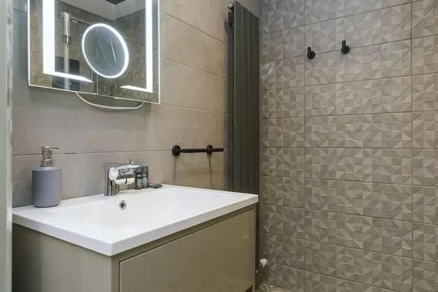 Luxury Tek Büyük Yataklı Oda