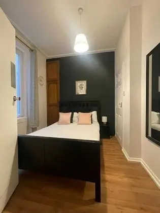 Standard Tek Büyük Yataklı Oda, Banyolu/Duşlu
