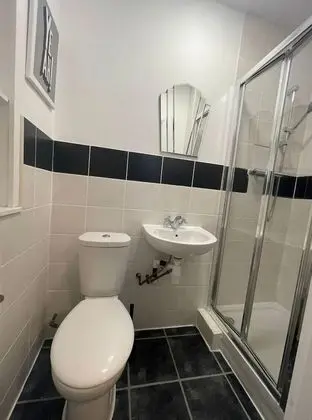 Standard Tek Büyük Yataklı Oda, Banyolu/Duşlu