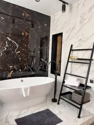 Honeymoon Tek Büyük Yataklı Oda