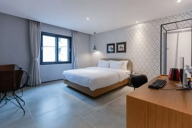 Deluxe Tek Büyük Yataklı Oda