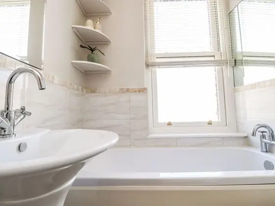Deluxe Ev, Özel Banyo