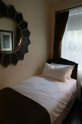 Basic Tek Kişilik Oda