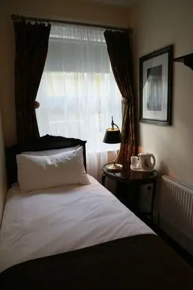 Basic Tek Kişilik Oda