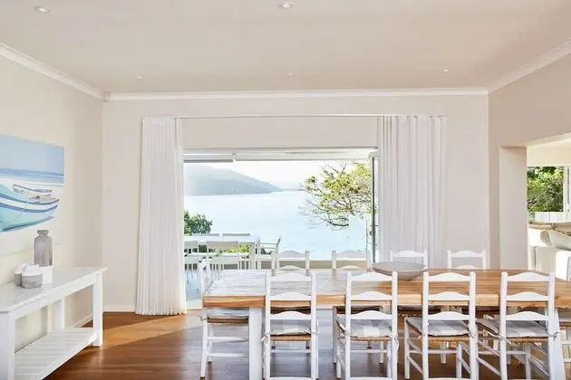 Luxury Villa, 4 Yatak Odası, Kişiye Özel Havuzlu, Göl Kenarı (House)