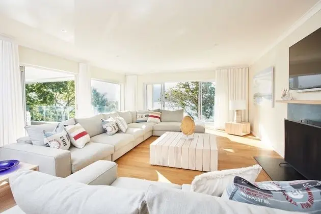 Luxury Villa, 4 Yatak Odası, Kişiye Özel Havuzlu, Göl Kenarı (House)